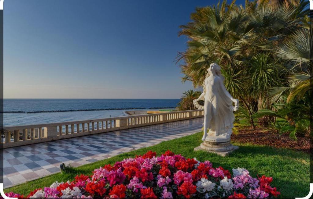 Giardino In Citta; Centralissimo Санремо Екстер'єр фото